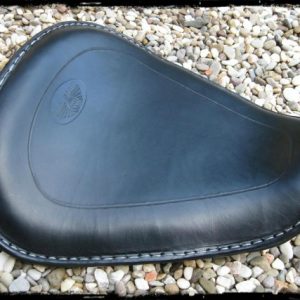 Asiento custom personalizado negro para Sportster 2010-up